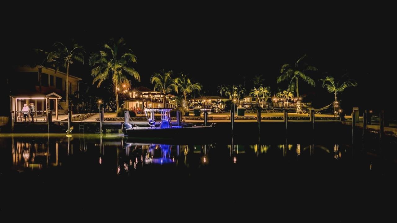 Ragged Edge Resort & Marina Исламорада Екстериор снимка