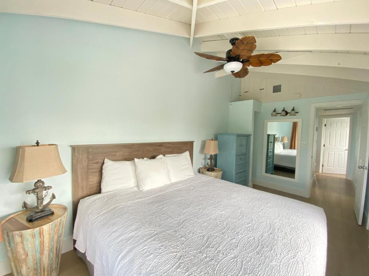 Ragged Edge Resort & Marina Исламорада Екстериор снимка