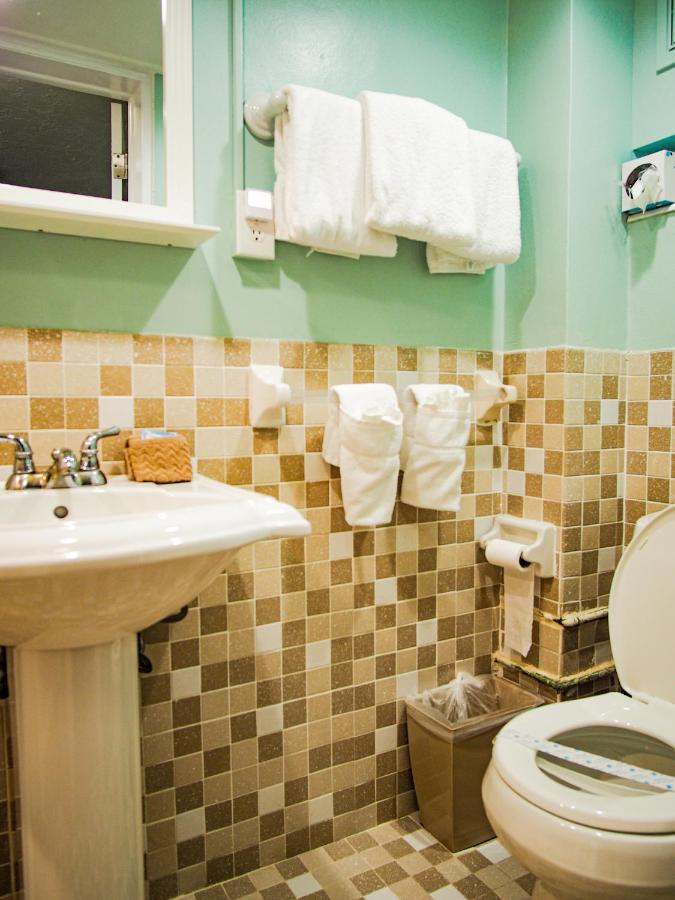 Ragged Edge Resort & Marina Исламорада Екстериор снимка